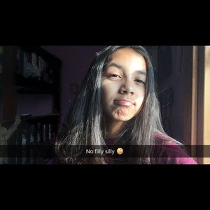 Meet your Posher, Daniela